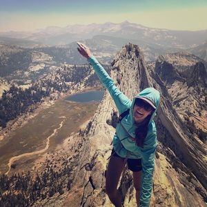 Meet your Posher, Shey